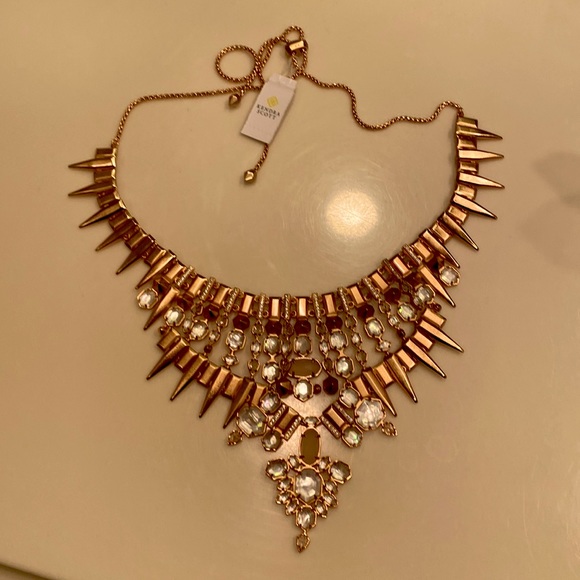 Kendra Scott Rose Gold Seraphina Necklace. NWT. NBW.